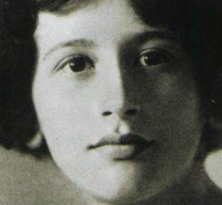 Simone Weil attended the Ecole normale supérieure in the 1920s and beat classmate Simone de Beauvoir to first place in philosophy.