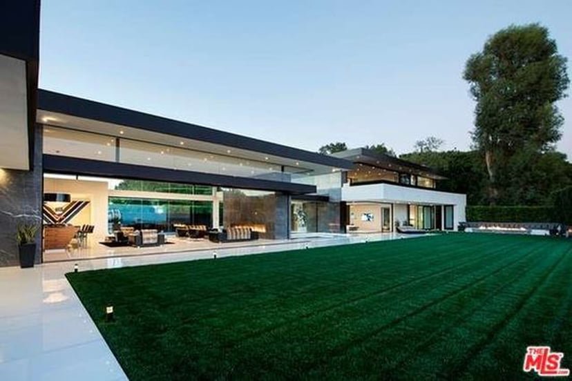 864 Stradella Rd, Los Angeles, California